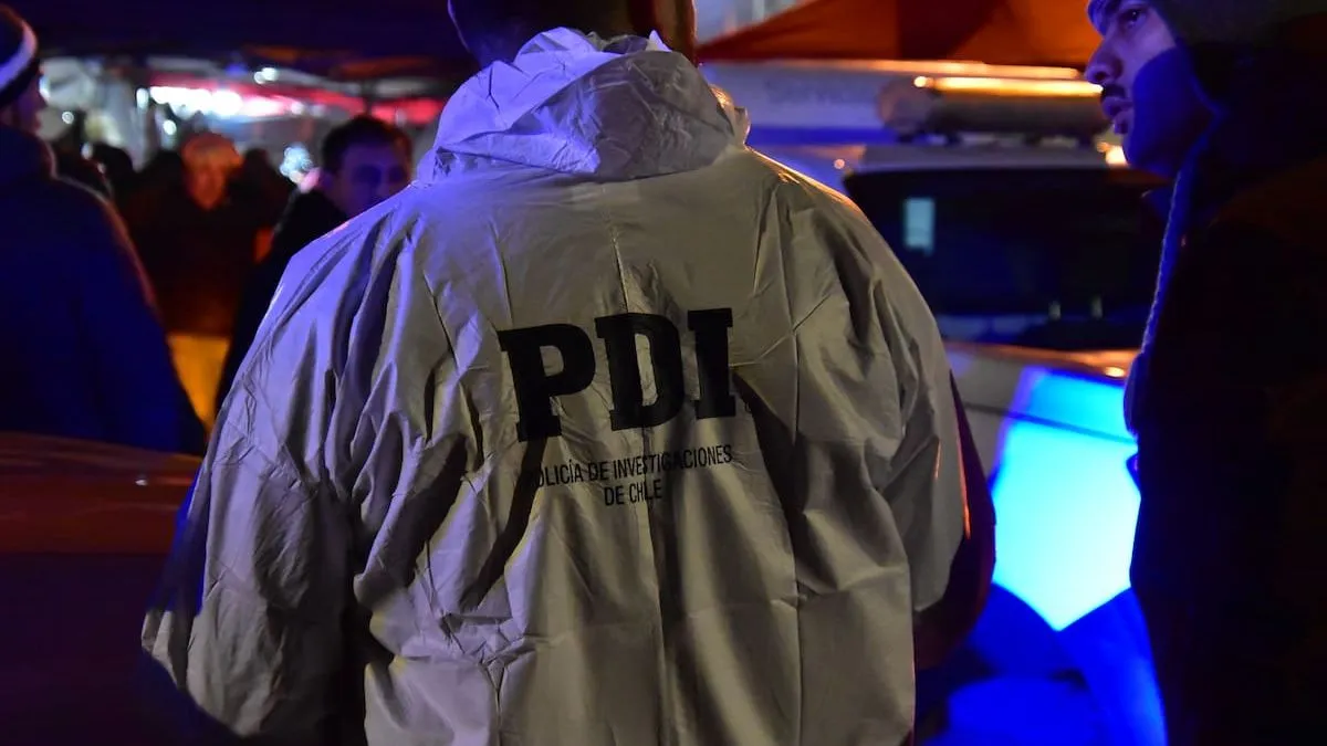 Homicidio en Valparaíso: hallan a hombre muerto tras un robo en su hogar. Homicidio en Valparaíso: hallan a hombre muerto tras un robo en su hogar.