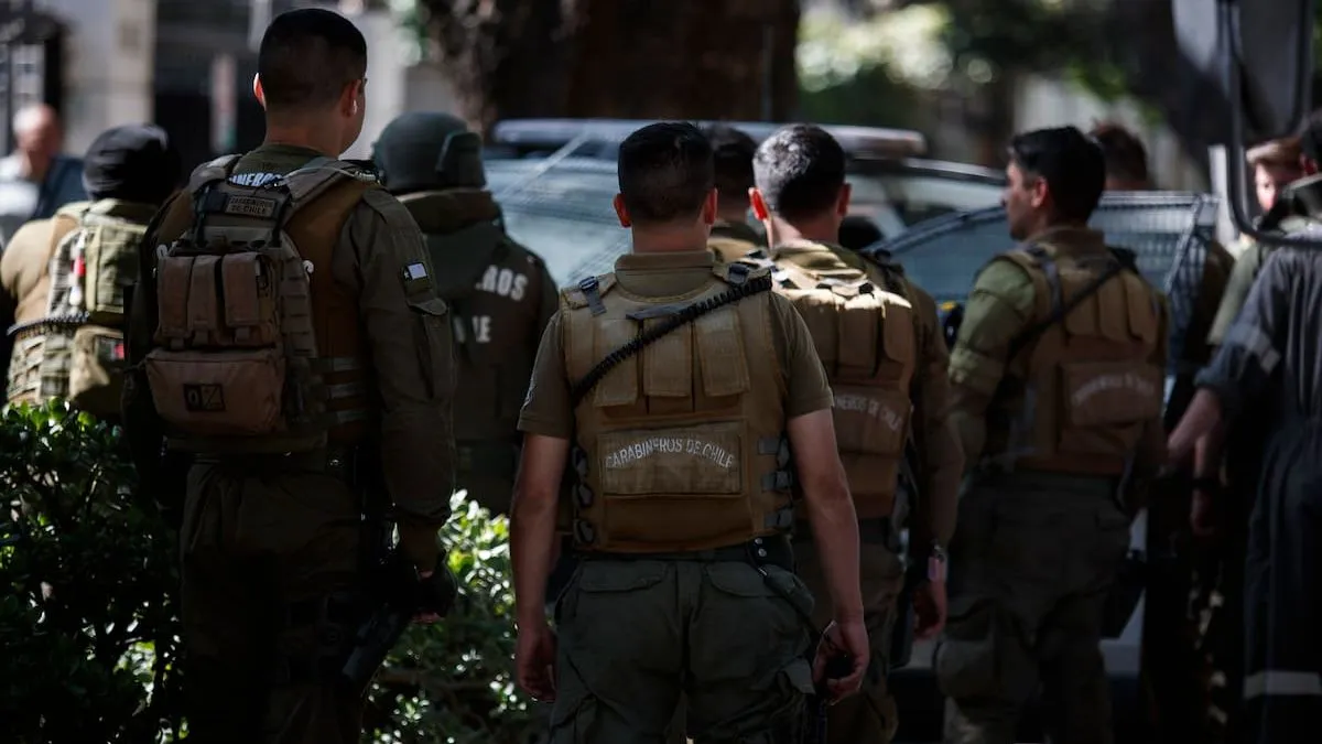 Desarticulan banda criminal en O'Higgins; incautan 800 kg de metanfetamina. Desarticulan banda criminal en O'Higgins; incautan 800 kg de metanfetamina.