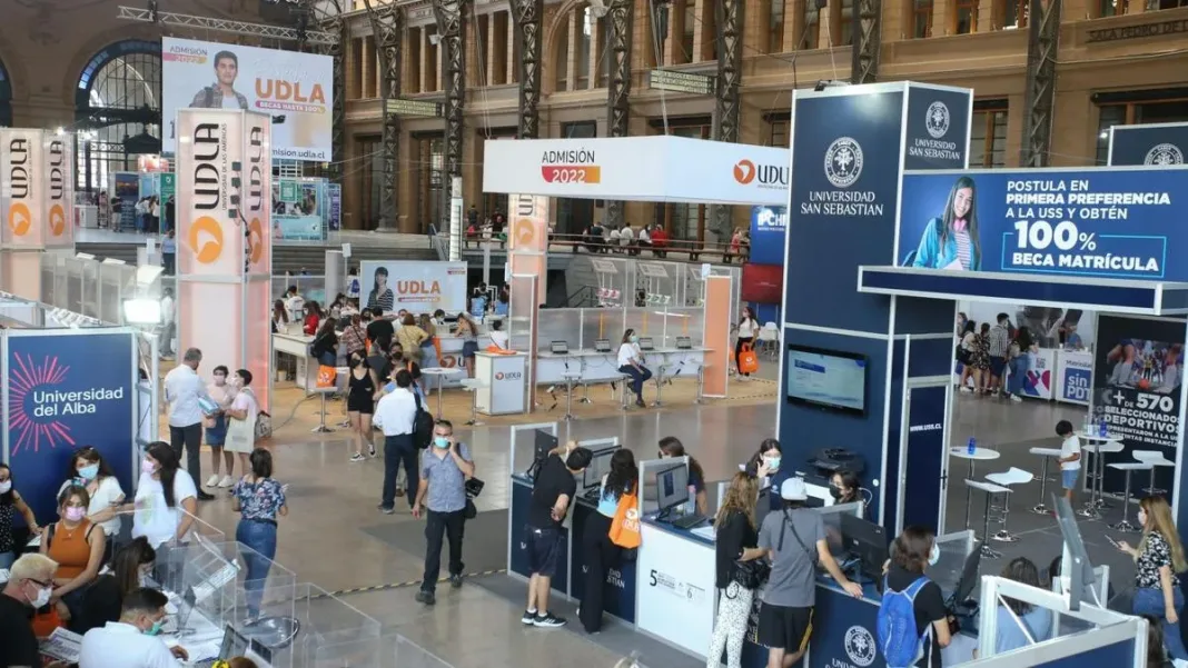 Admisión 2025: descubre las carreras universitarias más demandadas en Chile.