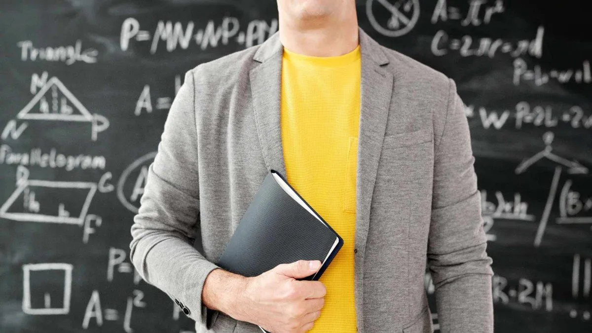 Descubre los sueldos de los profesores según la asignatura que enseñan. Descubre los sueldos de los profesores según la asignatura que enseñan.