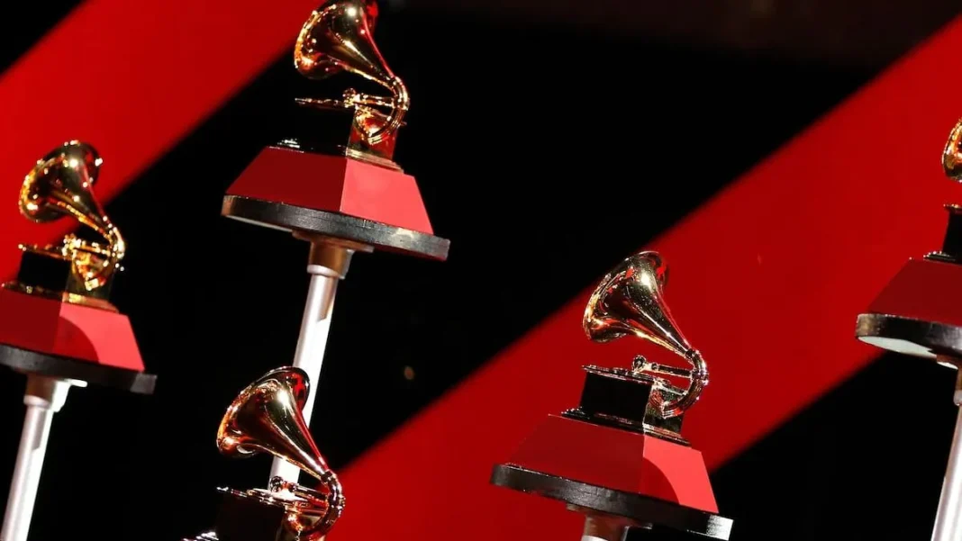 Premios Grammy 2025: descubre horarios y detalles de la noche musical en Chile.
