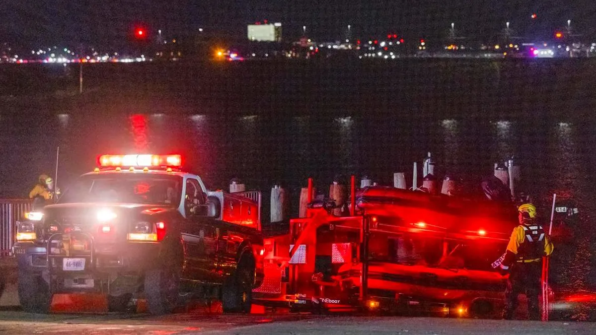 Audio revela momentos previos al trágico accidente aéreo en Washington.