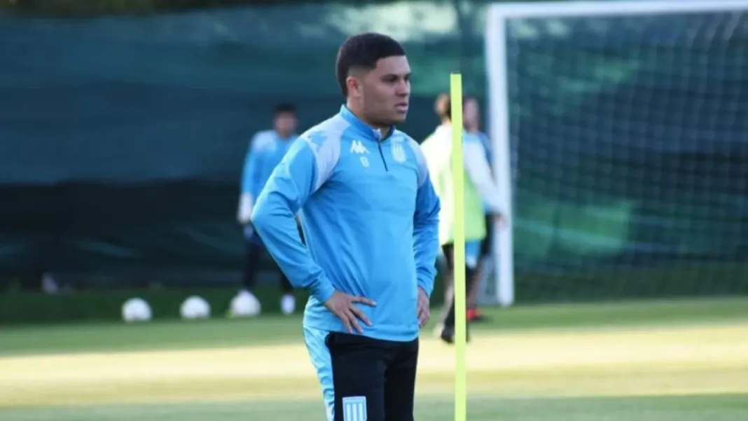 Juanfer Quintero sorprende con su decisión en la pretemporada de Racing.