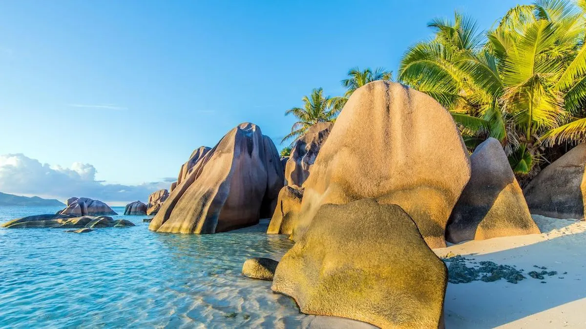 Descubre las 7 costas más hermosas del mundo y su rica biodiversidad.