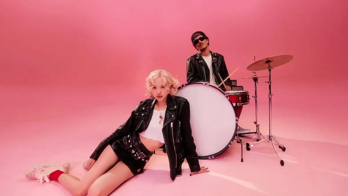 "APT": La colaboración de Rosé y Bruno Mars que conquista el mundo con su ritmo. "APT": La colaboración de Rosé y Bruno Mars que conquista el mundo con su ritmo.