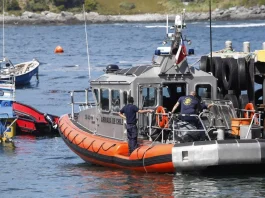 Desesperado llamado de ayuda tras naufragio en San Juan de la Costa