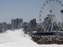 Alerta temprana por marejadas anormales en las costas de Chile.