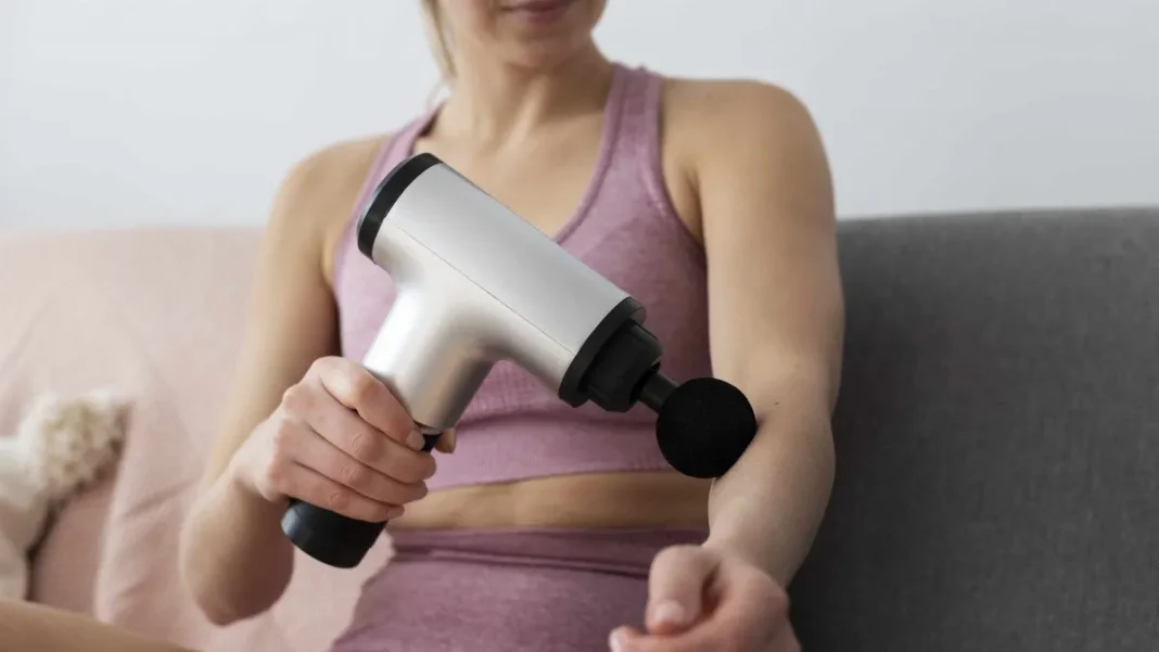 Alerta Sernac: pistola de masajes puede causar quemaduras e incendios.