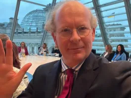 El empresario osornino confirma su asistencia a la investidura de Trump.