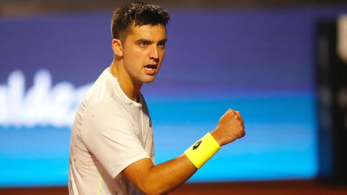 Tomás Barrios brilla en su debut en la qualy del Abierto de Australia.