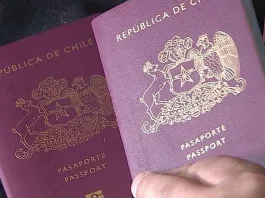 Registro Civil soluciona problemas del nuevo pasaporte; solo 2 vuelos perdidos.