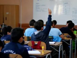 Calendario Escolar 2025: Fechas esenciales para estudiantes y docentes.