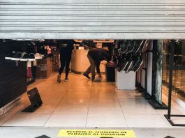 Cámara de Comercio de Santiago: pérdidas de US$20 millones por apagón masivo.