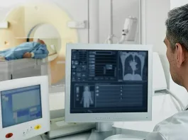 Pruebas clave para detectar los cánceres más comunes según la edad.