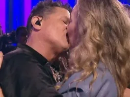 Carlos Vives y su esposa comparten un emotivo momento en la Quinta Vergara.