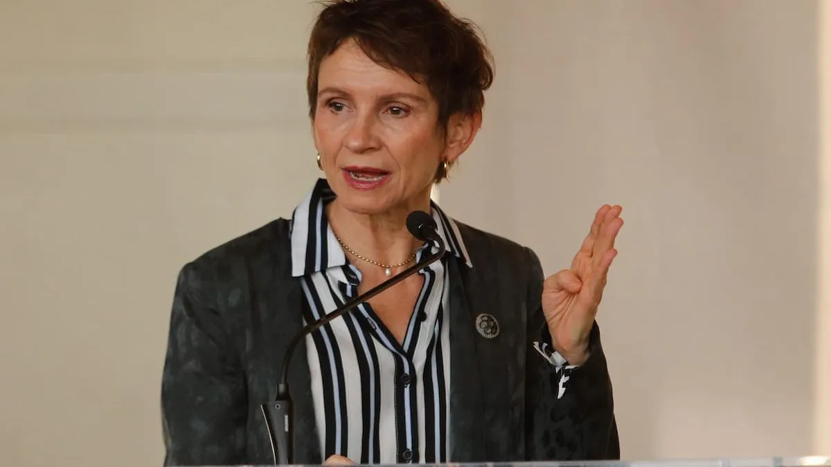 La ministra Tohá responde a críticas del fiscal venezolano sobre justicia chilena. La ministra Tohá responde a críticas del fiscal venezolano sobre justicia chilena.