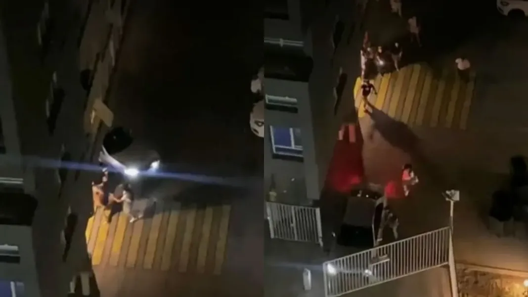 Pelea entre chofer y vecinos en Estación Central; el agresor se da a la fuga.