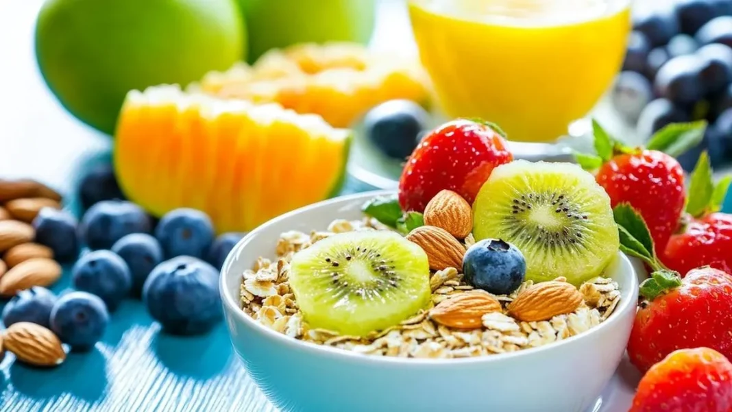 Aprende a lavar frutas correctamente para prevenir intoxicaciones y enfermedades.