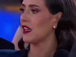 Alcaldesa Macarena Ripamonti en la alfombra roja de la Gala Viña del Mar.