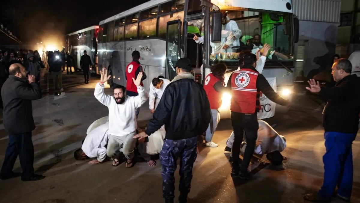 Hamás anuncia la liberación de más de 600 prisioneros palestinos desde Israel.