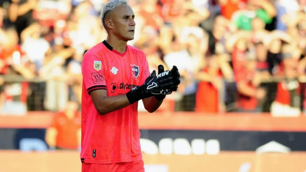 Keylor Navas debuta en Argentina; Newell's logra su primer triunfo ante Aldosivi.