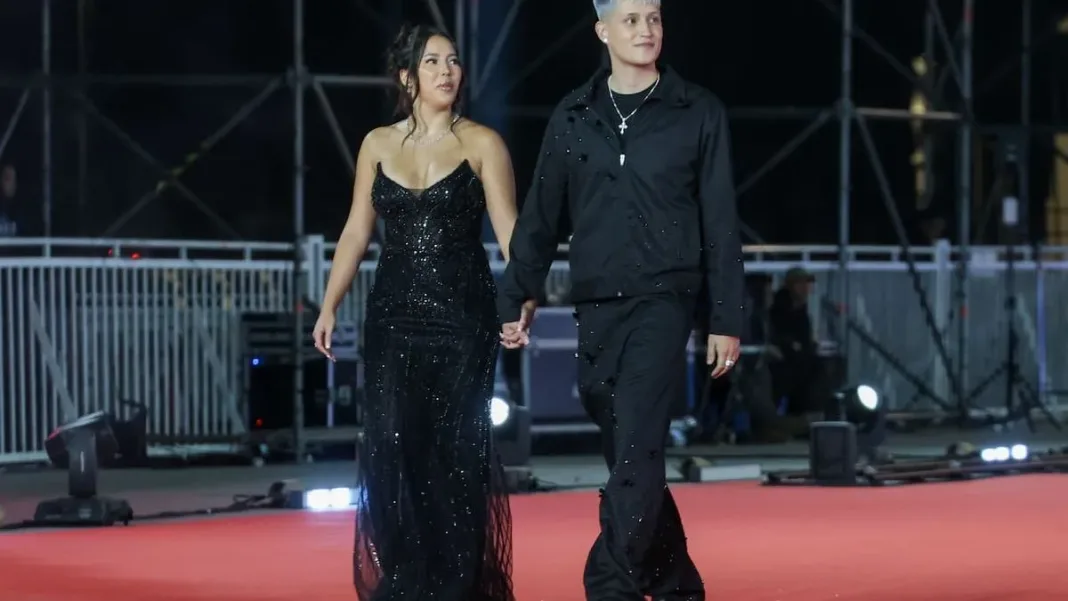 Kidd Voodoo presenta a su polola en la Gala de Viña 2025