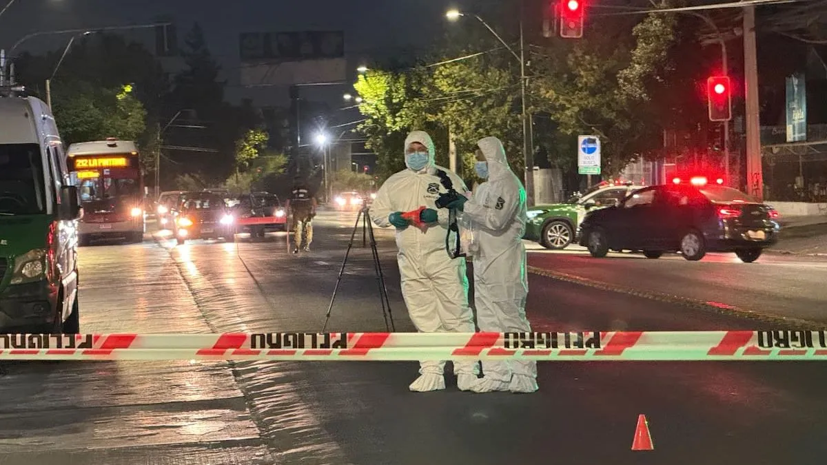 Fiscalización de Carabineros en Macul deja a vecina herida por disparo.