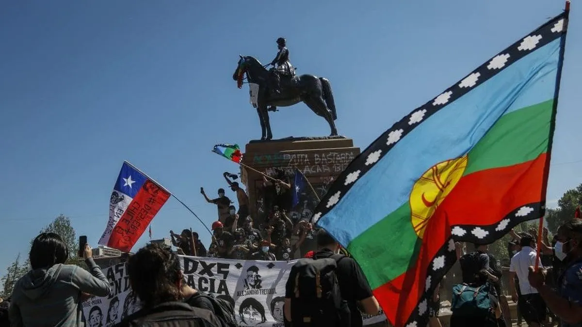 El Consejo de Monumentos Nacionales decide el retiro definitivo del monumento a Baquedano.