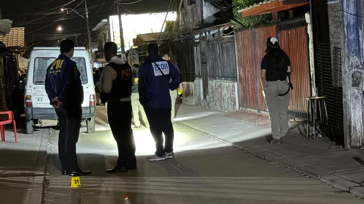 Balacera en La Pintana: un muerto y dos heridos graves Balacera en La Pintana: un muerto y dos heridos graves