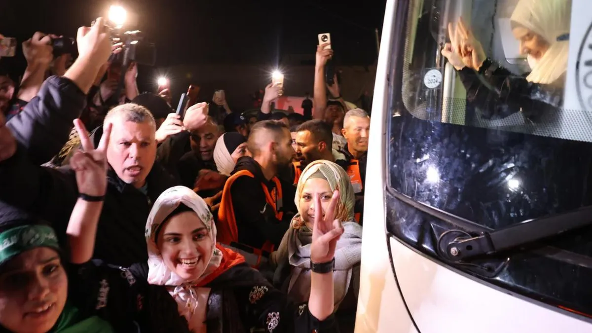 Hamás entrega rehenes y se inicia la liberación de presos palestinos en Israel.