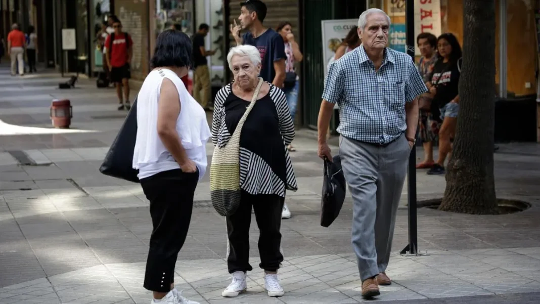 Cambios en la reforma de pensiones: fechas clave para PGU y Seguro Social.
