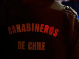 Conductor robado intenta atropellar a Carabinero durante fiscalización.