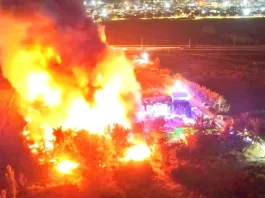 Más de 400 vehículos destruidos en incendio en corralón de San Pedro de la Paz.