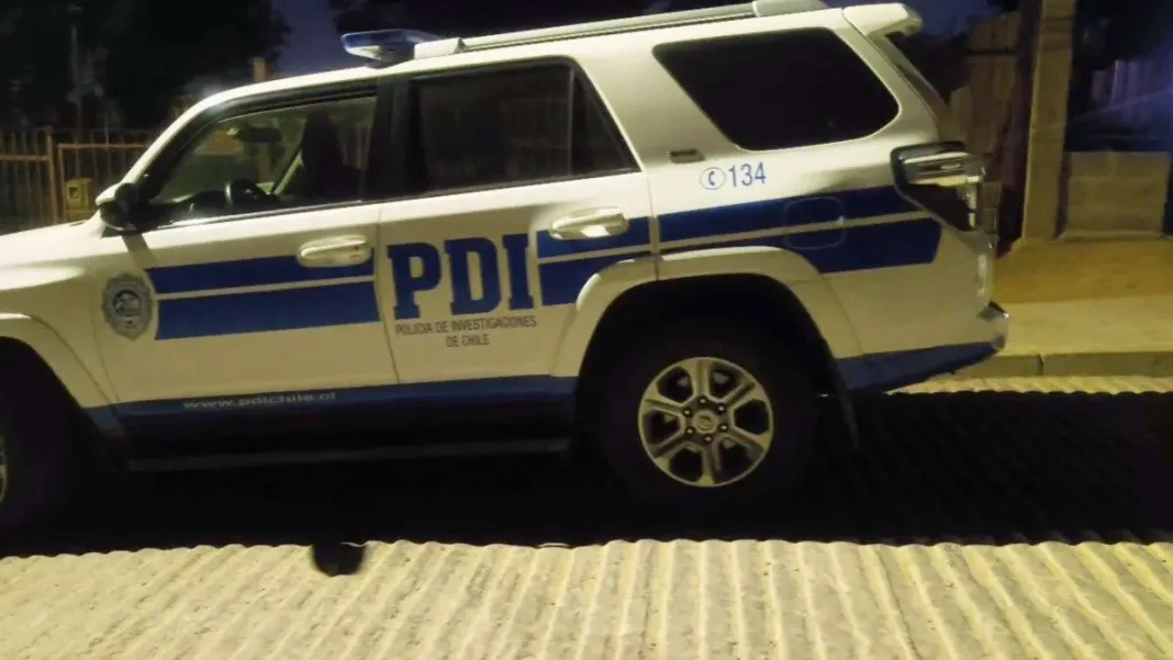 Hombre confiesa haber asesinado a su padrastro de 71 años en Villa Alemana.