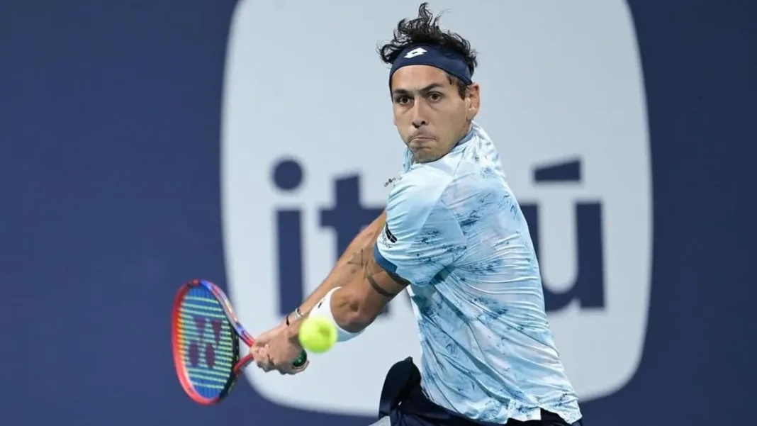 Alejandro Tabilo queda fuera del Masters de Miami tras una dura batalla.