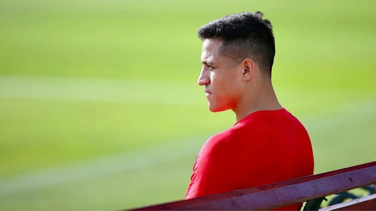 Alexis Sánchez expresa su orgullo por Chile tras su baja confirmada.