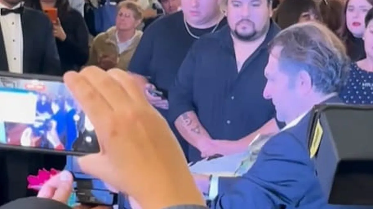 Aníbal Mosa genera controversia en el funeral de Tommy Rey: ¿Colo Colo o U de Chile?