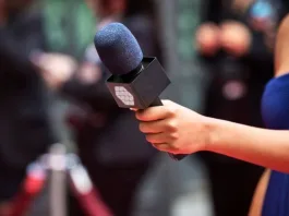 Periodistas revelan un romance oculto en redes sociales: "Te amo".