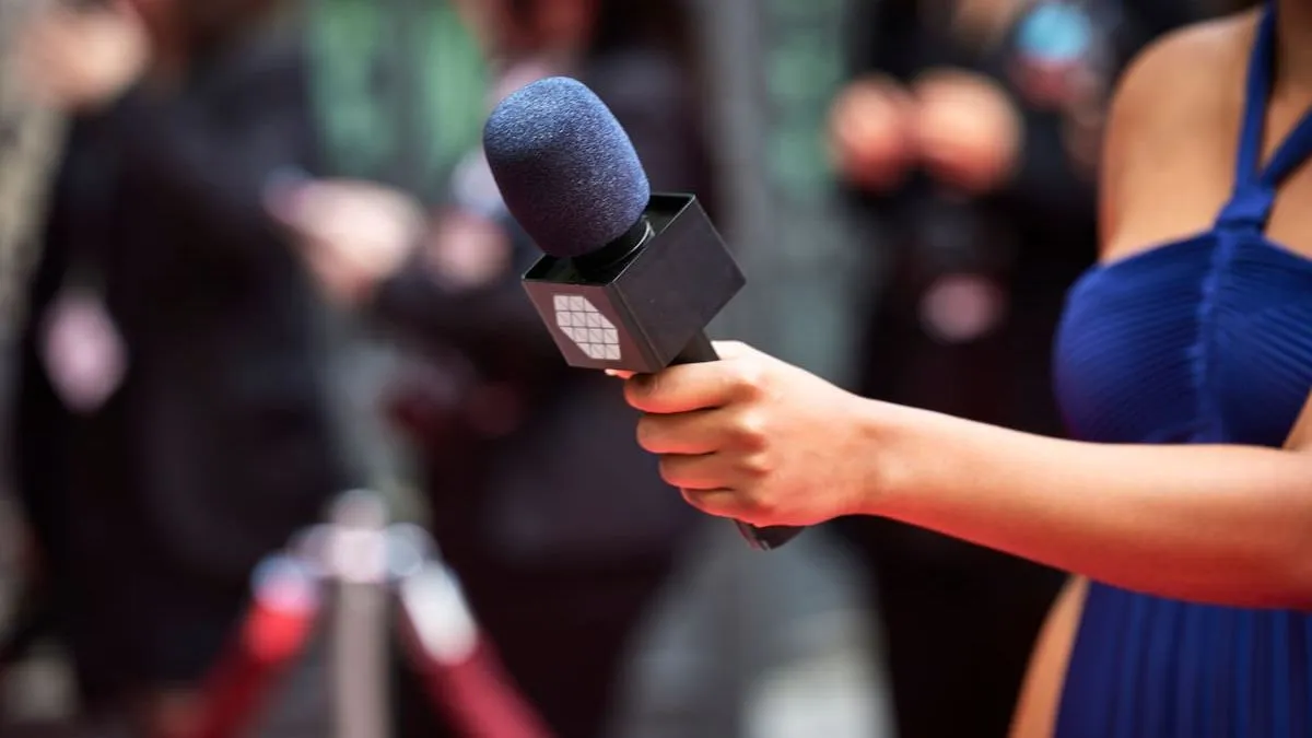 Periodistas revelan un romance oculto en redes sociales: "Te amo".