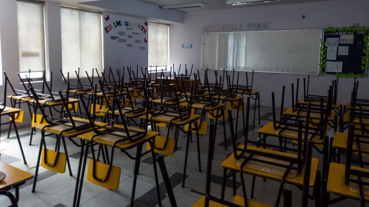 Paro de profesores en Santiago: detalles y colegios que se sumaron a la protesta.