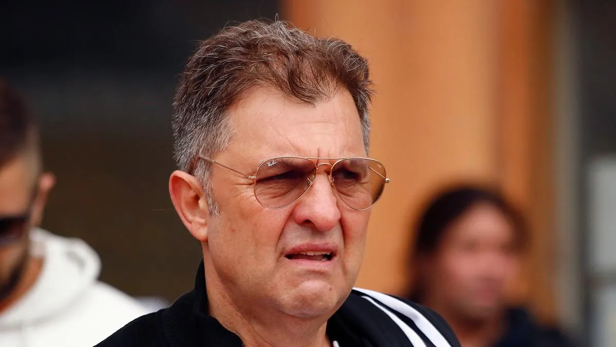 El terremoto en Colo Colo: la estrategia para destituir a Aníbal Mosa de Blanco y Negro.