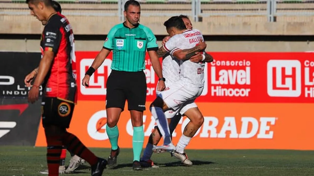 Copiapó y Temuco brillan en casa con victorias sobre Rangers y San Felipe.