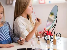 Impacto de los ideales de belleza digitales en la salud de niñas y adolescentes.