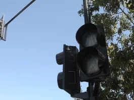 Corte de luz en comunas de la RM este miércoles: horarios y calles afectadas.