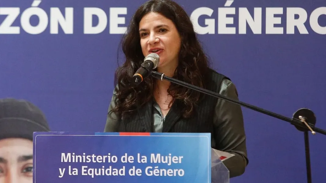 La Ministra Antonia Orellana aborda la agenda de género y sus desafíos clave.