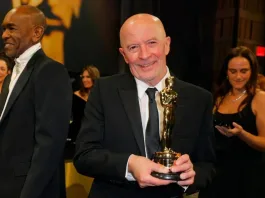 El director de "Emilia Pérez" explica su silencio sobre la comunidad trans en los Oscar.