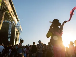 Tercer día de Lollapalooza Chile 2025: artistas y horarios del domingo 23.