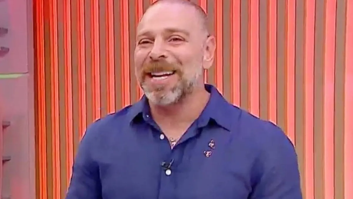 José Antonio Neme sorprende con un anuncio inesperado en el matinal Mucho Gusto.