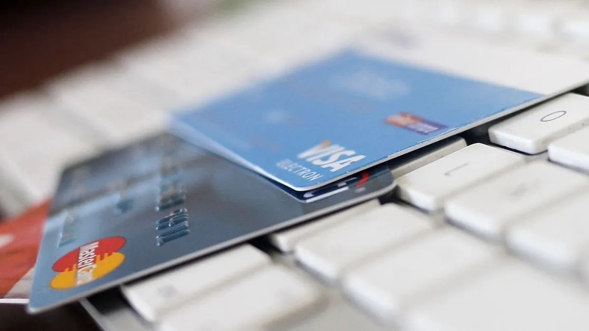 Descubre las recomendaciones de expertos sobre el pago mínimo de tarjetas.