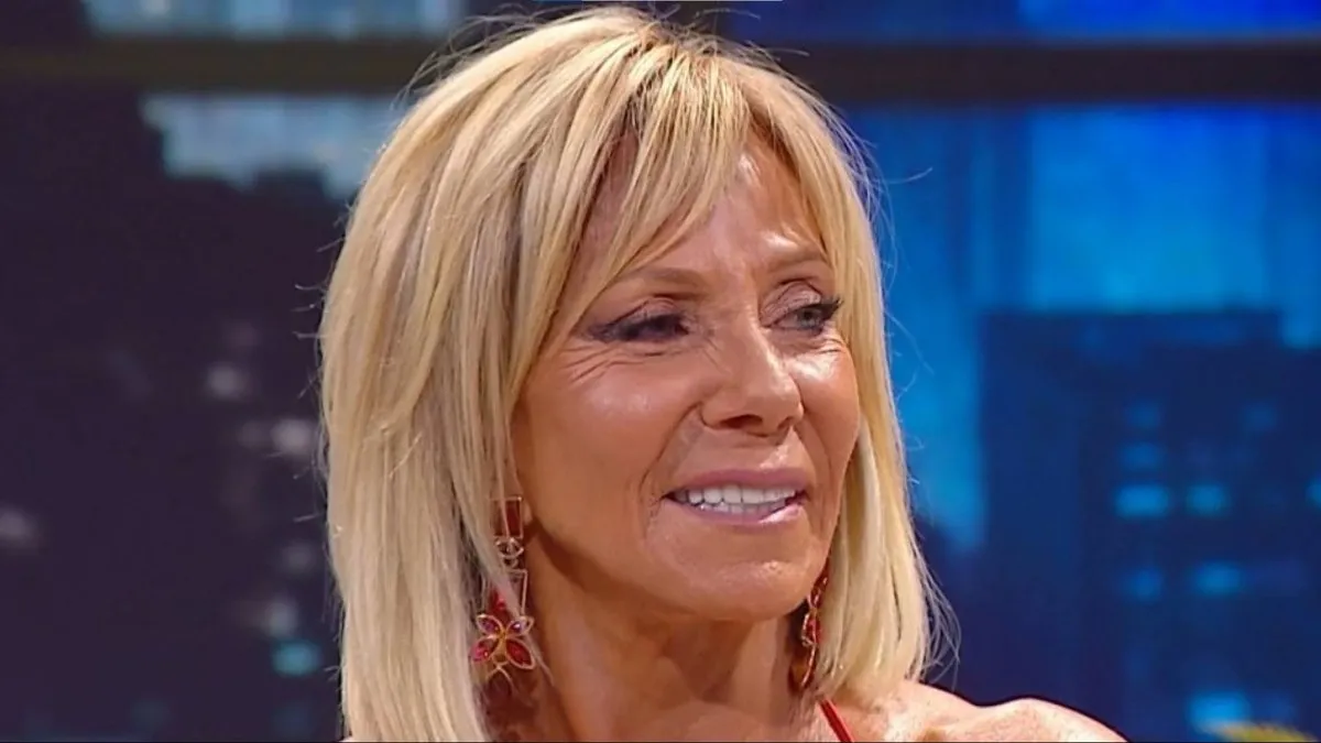 Raquel Argandoña aclara rumores sobre el embarazo de otra famosa en su último programa.